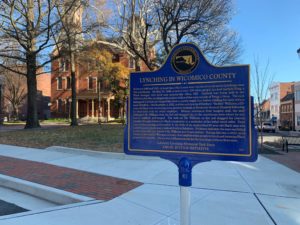 Lynching in Wicomico County Marker, which is blue with gold writing, is shown. 